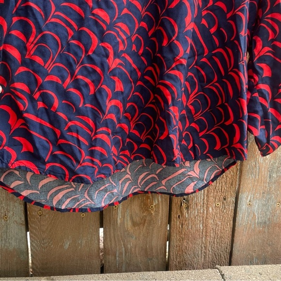 GAP Women’s Navy Red Pattern 3/4 Sleeve Flowy Lightweight Blouse Size Large - Picture 5 of 10